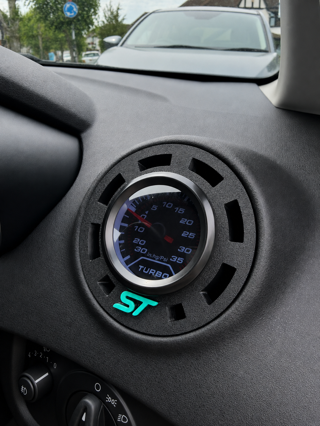 Ford Fiesta MK7 / MK7.5 Turbo Gauge Air Vent Holder ( FRONT TEXTURED )